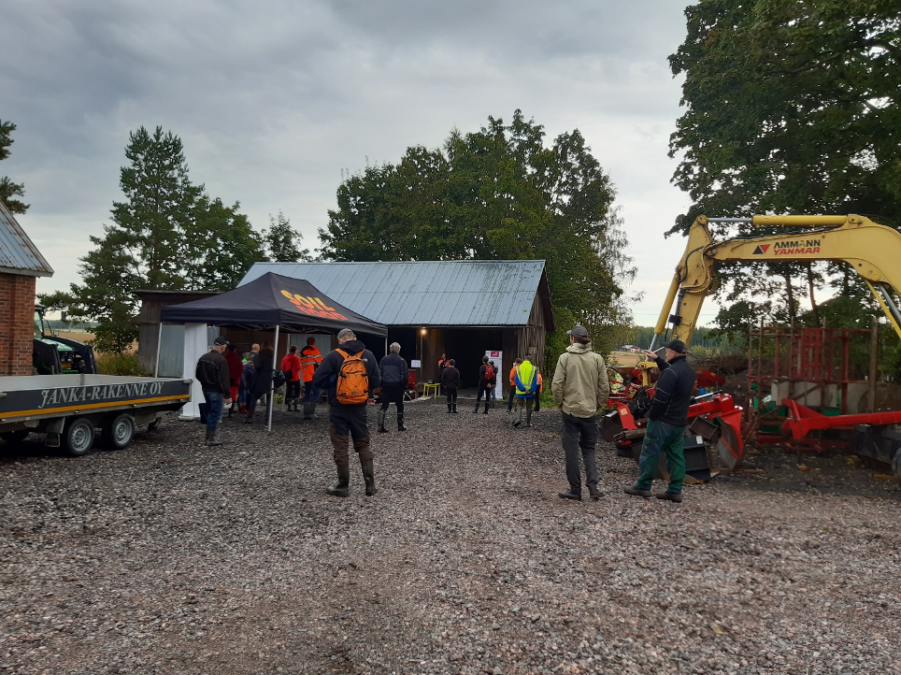 Luonnonvarakeskus, Kuitu-hanke.